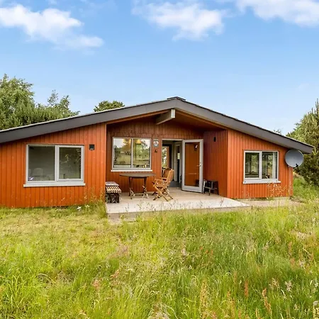 Ferienhaus Tuija - 2-8km From The Sea By Interhome