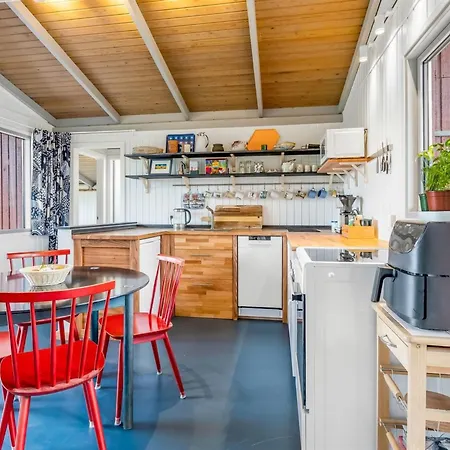 Tuija - 2-8km From The Sea By Interhome *