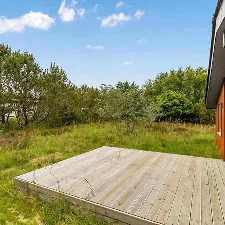 Tuija - 2-8km From The Sea By Interhome